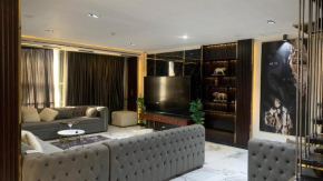The Royal Duplex